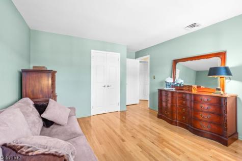 238 Saint Cloud Avenue West Orange NJ 07052
