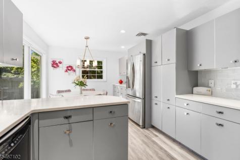 238 Saint Cloud Avenue West Orange NJ 07052