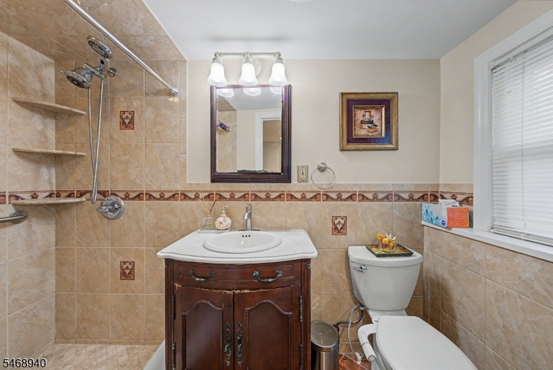 136 Headley Terrace Union NJ 07083