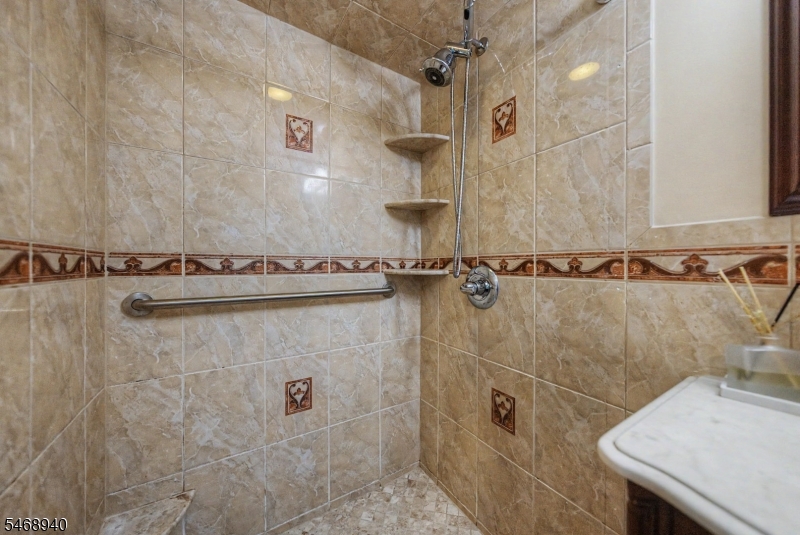 136 Headley Terrace Union NJ 07083