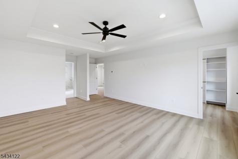 137 Platt Avenue Saddle Brook NJ 07663
