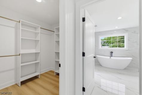 137 Platt Avenue Saddle Brook NJ 07663