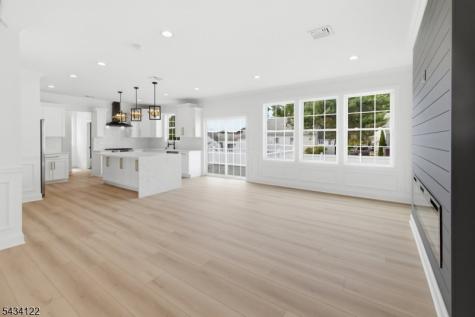 137 Platt Avenue Saddle Brook NJ 07663