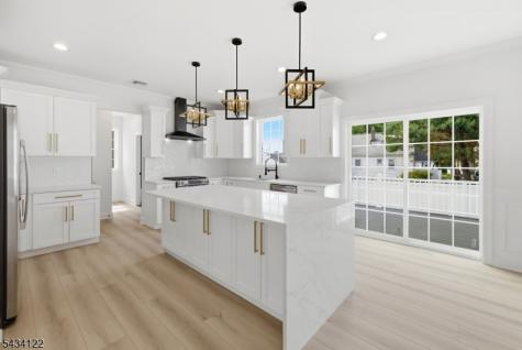 137 Platt Avenue Saddle Brook NJ 07663