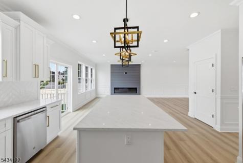 137 Platt Avenue Saddle Brook NJ 07663