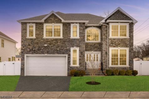2 Maddie Court Woodbridge NJ 07067