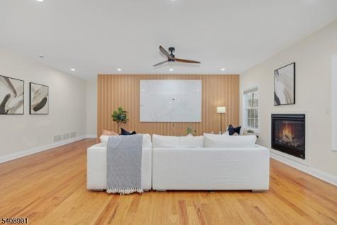 2 Maddie Court Woodbridge NJ 07067