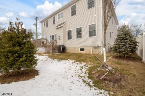 2 Maddie Court Woodbridge NJ 07067
