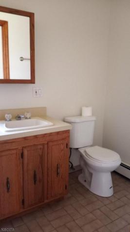 83 Lakeside Drive Vernon NJ 07461