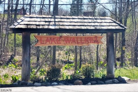 83 Lakeside Drive Vernon NJ 07461
