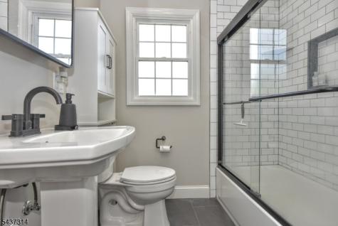 11 Onyx Terrace North Haledon NJ 07508