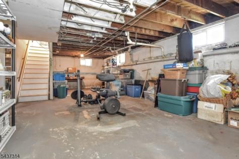 11 Onyx Terrace North Haledon NJ 07508