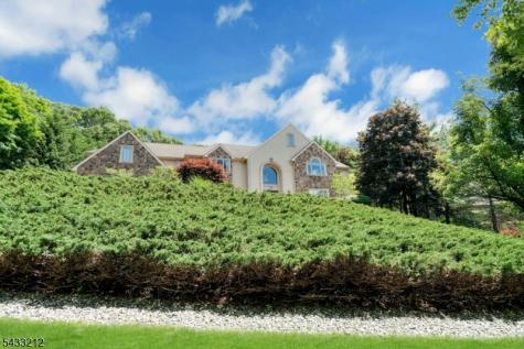 309 Skyridge Road Franklin Lakes NJ 07417
