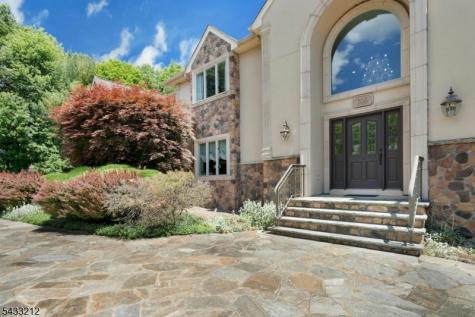 309 Skyridge Road Franklin Lakes NJ 07417
