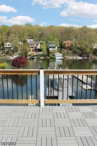 223 Squaw Trail Hopatcong NJ 07821
