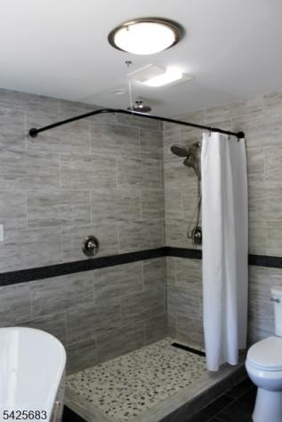 223 Squaw Trail Hopatcong NJ 07821