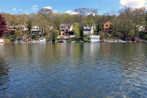 223 Squaw Trail Hopatcong NJ 07821