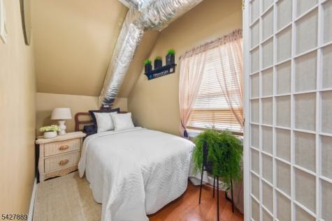 1169 Briarcliff Rahway NJ 07065