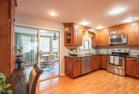 177 E Central Avenue Wharton NJ 07885