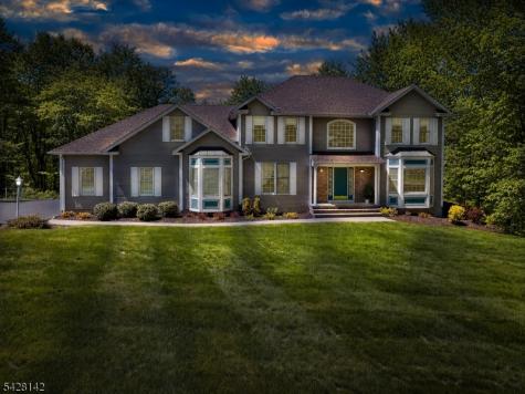 7 Cecilia Court Vernon NJ 07462