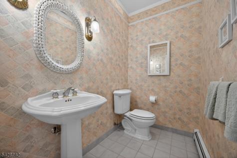 7 Cecilia Court Vernon NJ 07462