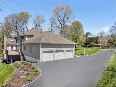 7 Cecilia Court Vernon NJ 07462