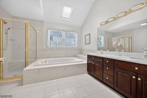 7 Cecilia Court Vernon NJ 07462