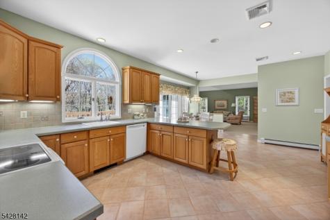 7 Cecilia Court Vernon NJ 07462