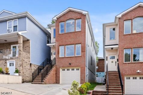 1603 71ST Street North Bergen NJ 07047