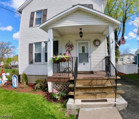 19 Ryerson Avenue Newton NJ 07860