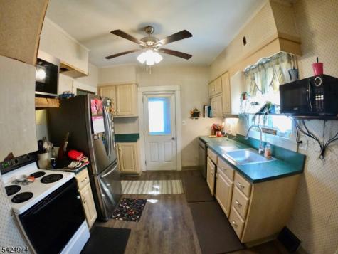 19 Ryerson Avenue Newton NJ 07860