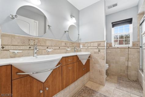 138 Spatz Avenue Nutley NJ 07110