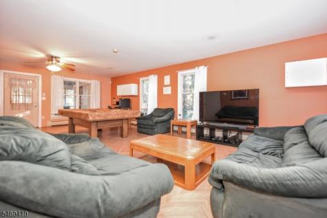 157 Mountain Avenue Pequannock NJ 07444