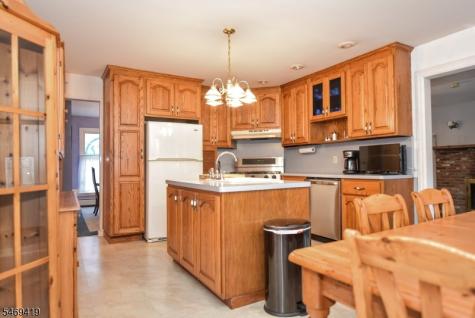 157 Mountain Avenue Pequannock NJ 07444