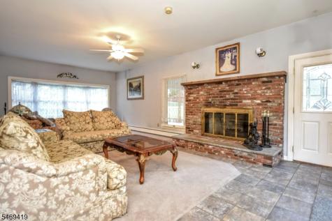 157 Mountain Avenue Pequannock NJ 07444