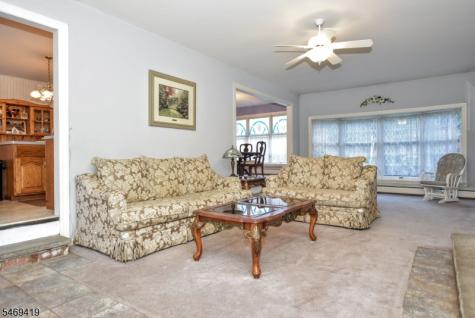 157 Mountain Avenue Pequannock NJ 07444