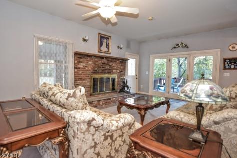 157 Mountain Avenue Pequannock NJ 07444