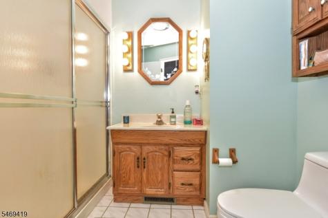 157 Mountain Avenue Pequannock NJ 07444