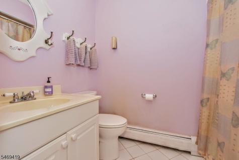 157 Mountain Avenue Pequannock NJ 07444
