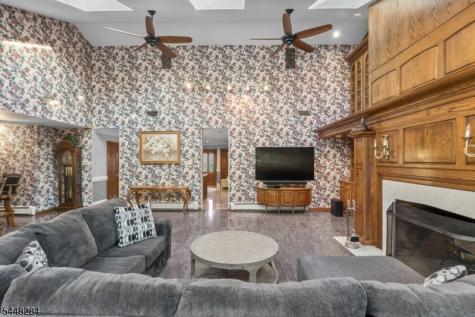 8 Cracco Lane Wayne NJ 07470