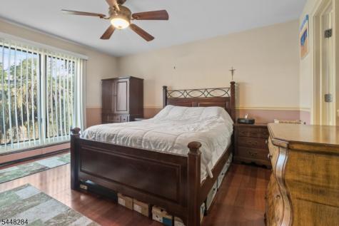 8 Cracco Lane Wayne NJ 07470