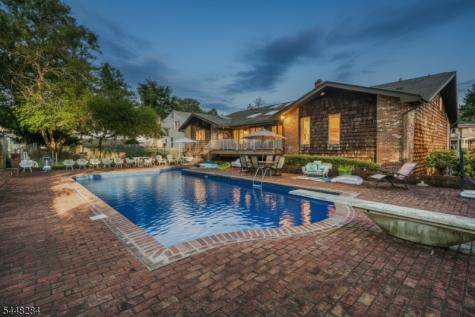 8 Cracco Lane Wayne NJ 07470
