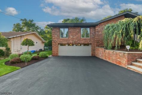 8 Cracco Lane Wayne NJ 07470