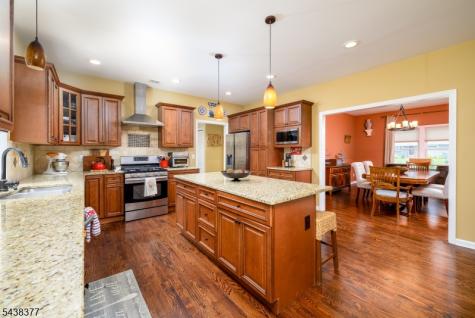 86 Highland Avenue Bridgewater NJ 08807