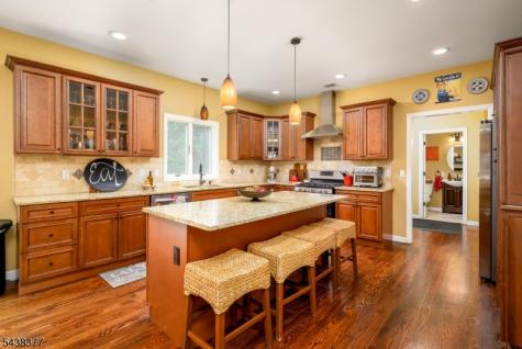 86 Highland Avenue Bridgewater NJ 08807