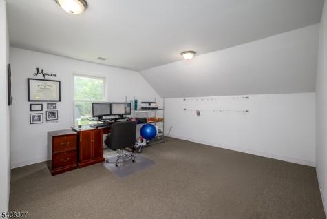 86 Highland Avenue Bridgewater NJ 08807