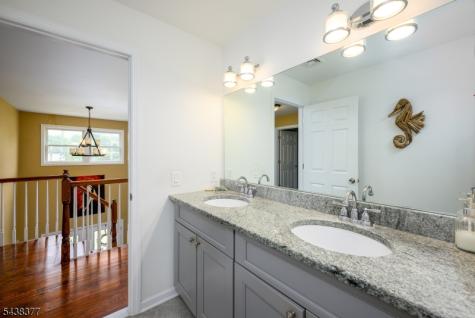 86 Highland Avenue Bridgewater NJ 08807