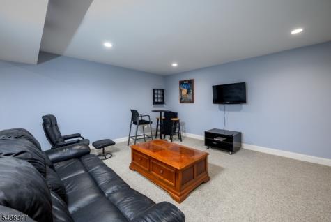 86 Highland Avenue Bridgewater NJ 08807