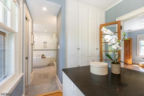 132 Christopher Street Montclair NJ 07042