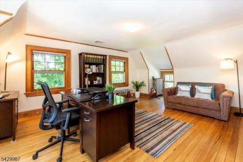 132 Christopher Street Montclair NJ 07042